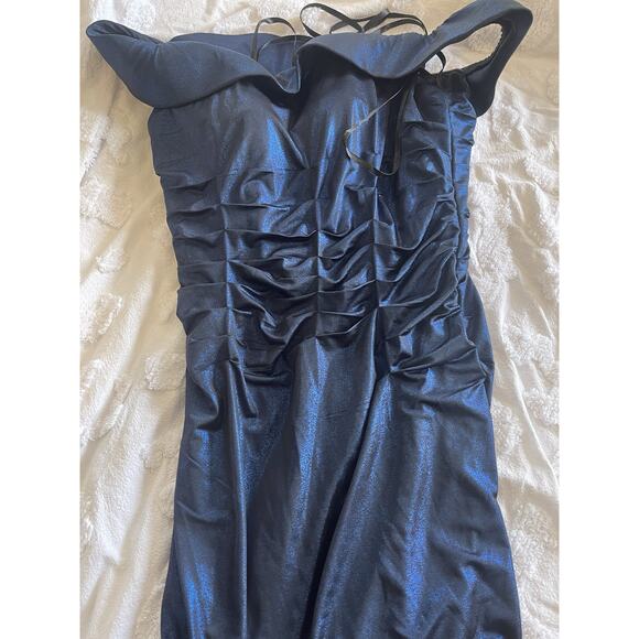La Femme Ruched Navy Blue Off The Shoulder Metallic Shimmer Jersey Gown 10 NWOT - Picture 7 of 7